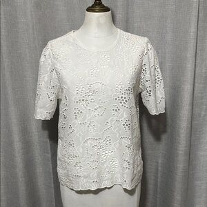 Nicole Miller Artelier Eyelet Blouse-Sz M-White-Cotton-Unlined-Shortsleeved